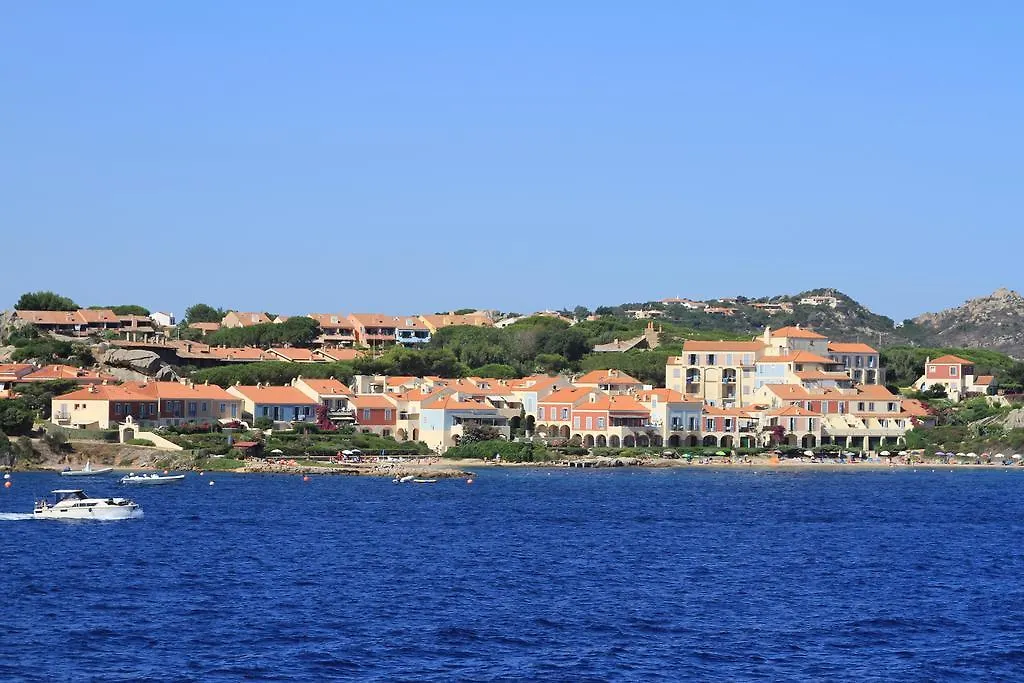 Abbatoggia Village لا ماداّلينا 2*,  إيطاليا